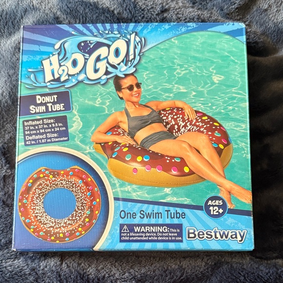 Bestway Donut Swim Tube for the pool brand new - Picture 1 of 2